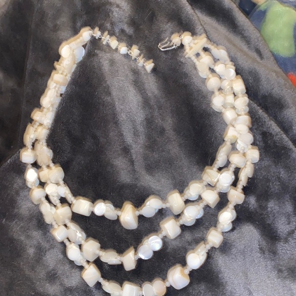 Gorgeous vintage necklace PM 473A